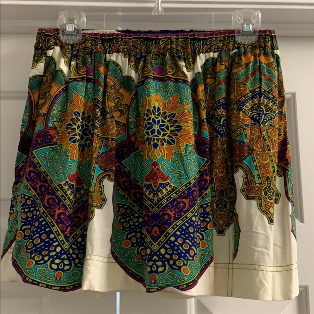 Colorful printed mini skirt